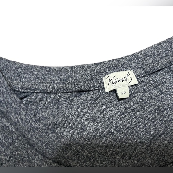 Women’s Kismet ‘Fly Away’ long sleeve butterfly graphic print top - size small - Picture 3 of 4